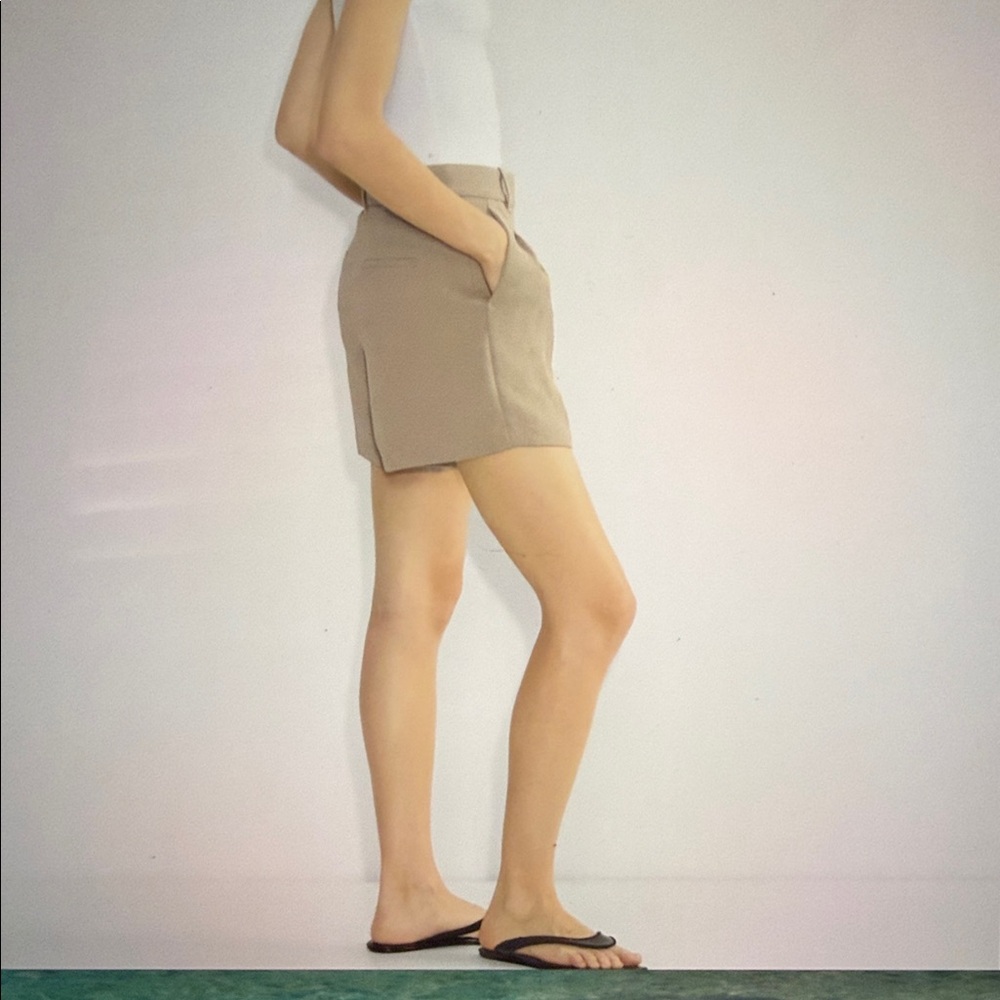 Wilfred Crepette Effortless 5” High Rise Short Light Pink - Picture 7 of 9